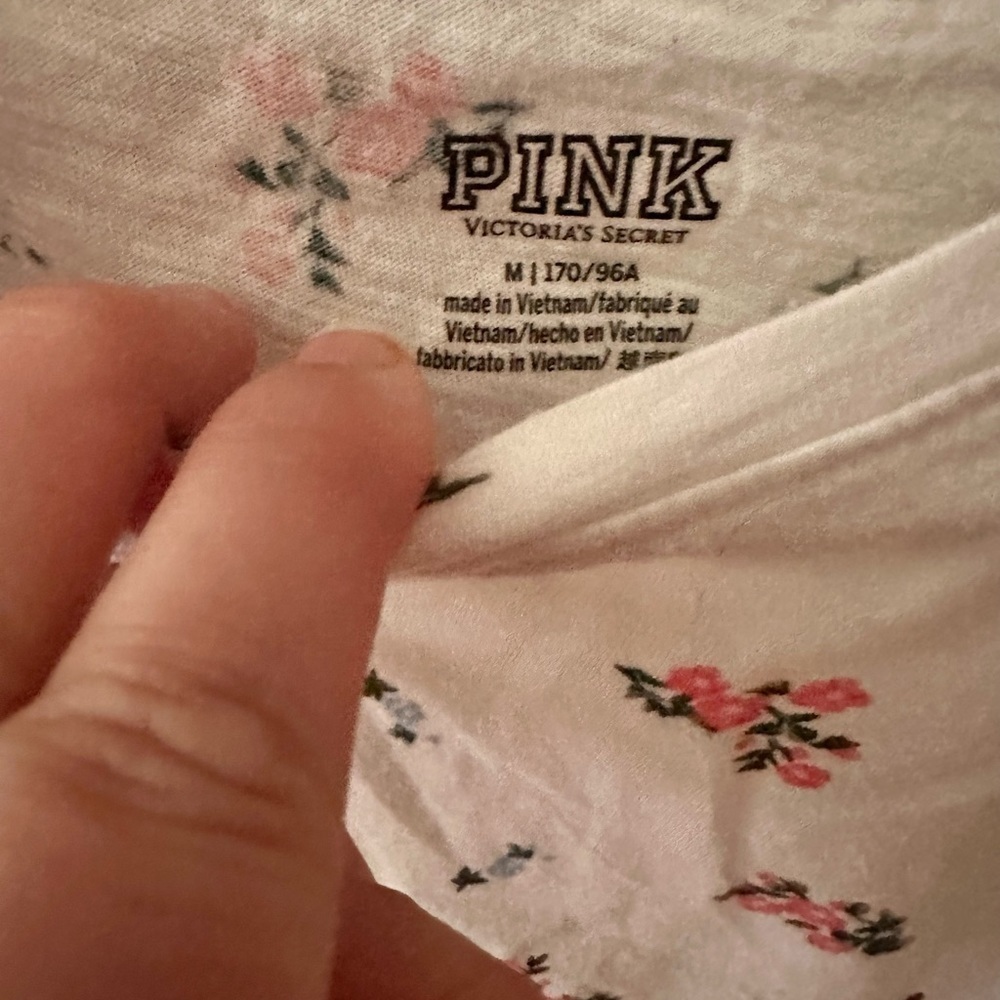 PINK VICTORIA'S SECRET Floral Short Sleeve Tee - Picture 5 of 6